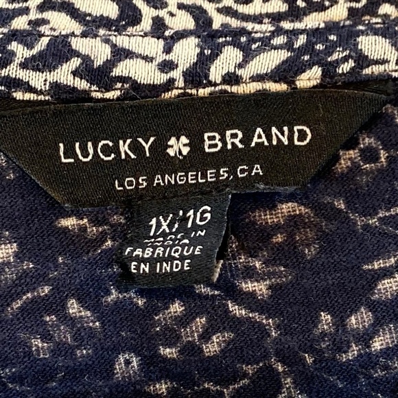 Lucky Brand Women's Floral Paisley Blue&White Pullover Border Print, Size 1X - Picture 5 of 10